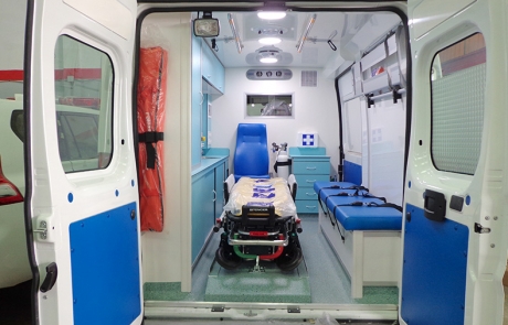 Ambulance Médicalisée sur Fourgon Type Ford L2H2